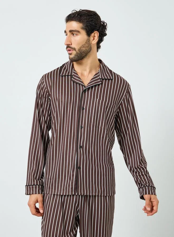 ستايلي طقم بيجاما من رجالية بنمط قميص مخطط وبنطال